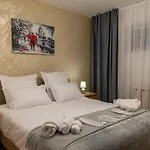 North Urban Escape Aviatiei * 부쿠레슈티