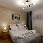 North Urban Escape Aviatiei 아파트