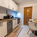 아파트 North Urban Escape Aviatiei 부쿠레슈티