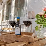 North Urban Escape Aviatiei