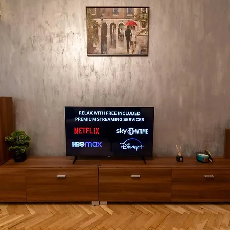 North Urban Escape Aviatiei *