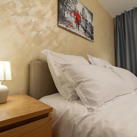 North Urban Escape Aviatiei - Parking - Self Check-in Appartement