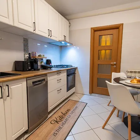 Apartment North Urban Escape Aviatiei - Free Parking - Self Check-in Bucharest
