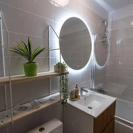 North Urban Escape Aviatiei - Free Parking - Self Check-in Apartment